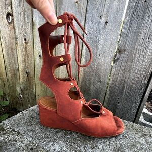 Chloé Foster Cinnamon Suede Gladiator Wedge Sandal 37